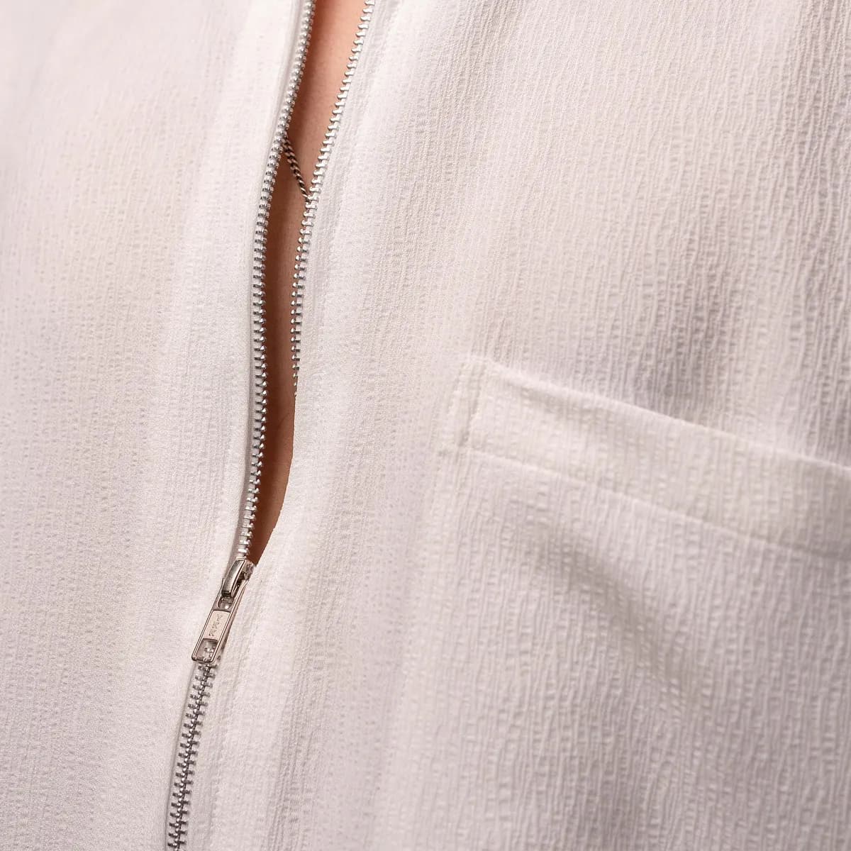 HUSO Textured Zip Shirt – Super White new, product view 3